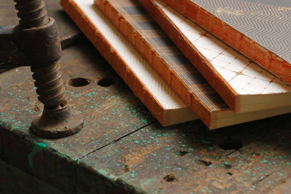 Блокнот в клетку Rhodia Heritage Escher сшивка мягкая обложка А4 / 32 листа / 90 гм купить в магазине doodling.ru с доставкой по всему миру